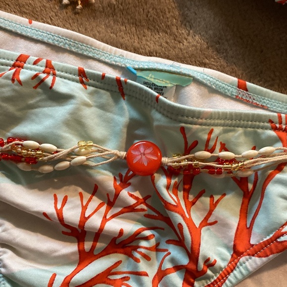 Sexy bikini with shell belt😘😘 - Picture 2 of 8